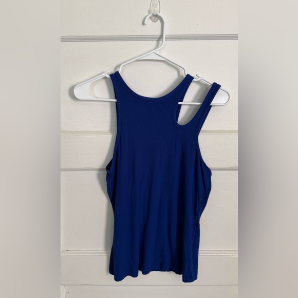 Express Ribbed High Neck Cutout
Tank - Picture 1 of 5
